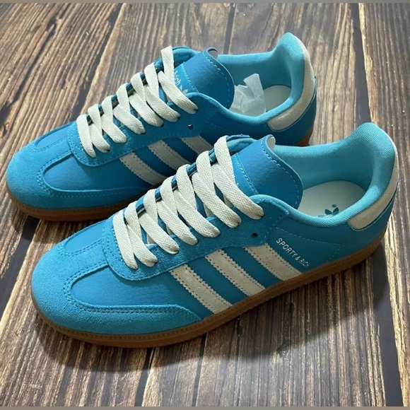 adidas Shoes - Sporty and rich blue adidas sambas